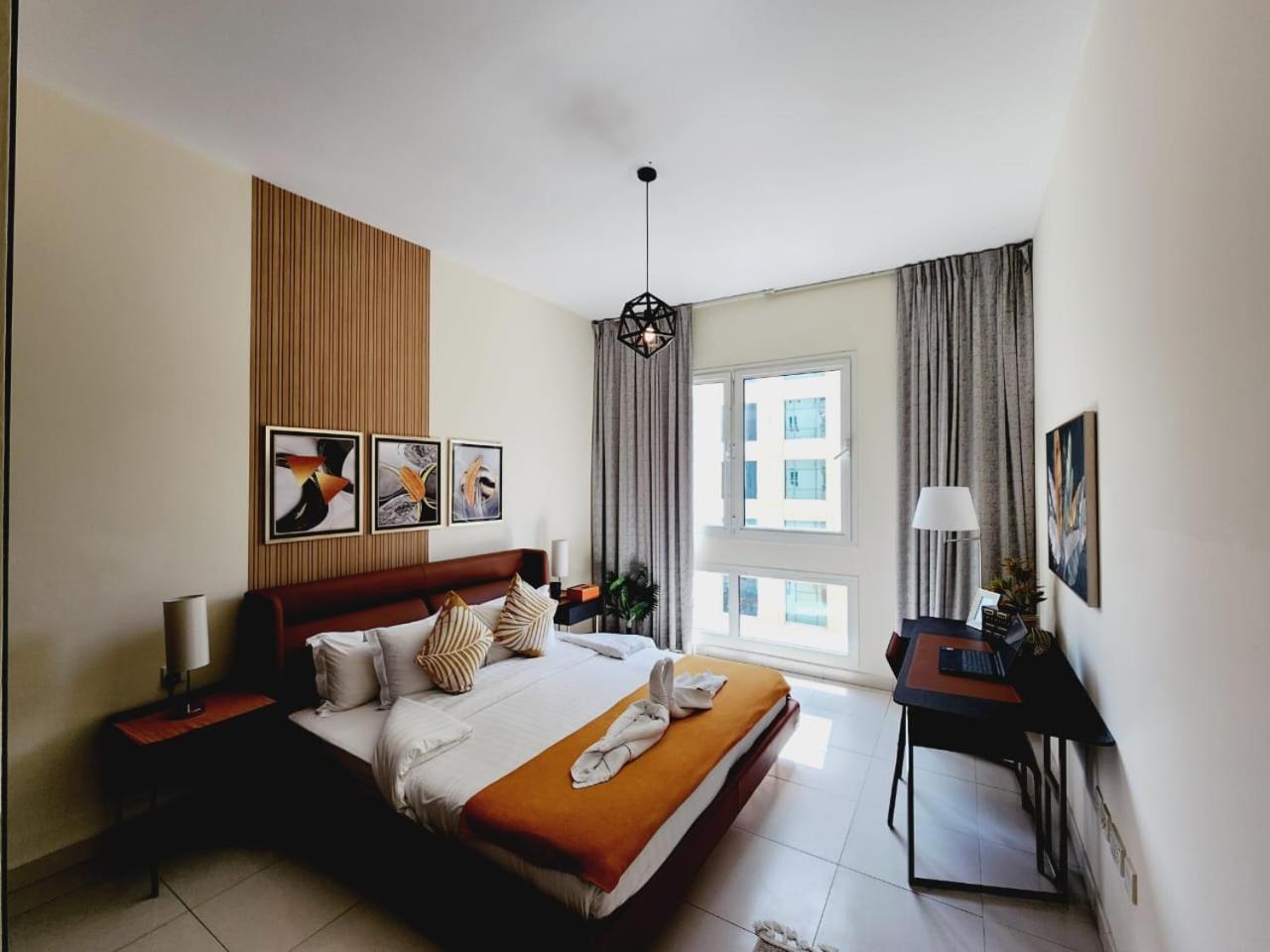 Lovely 1-Bedroom Apartment In The Heart Of Dubai Marina Екстериор снимка