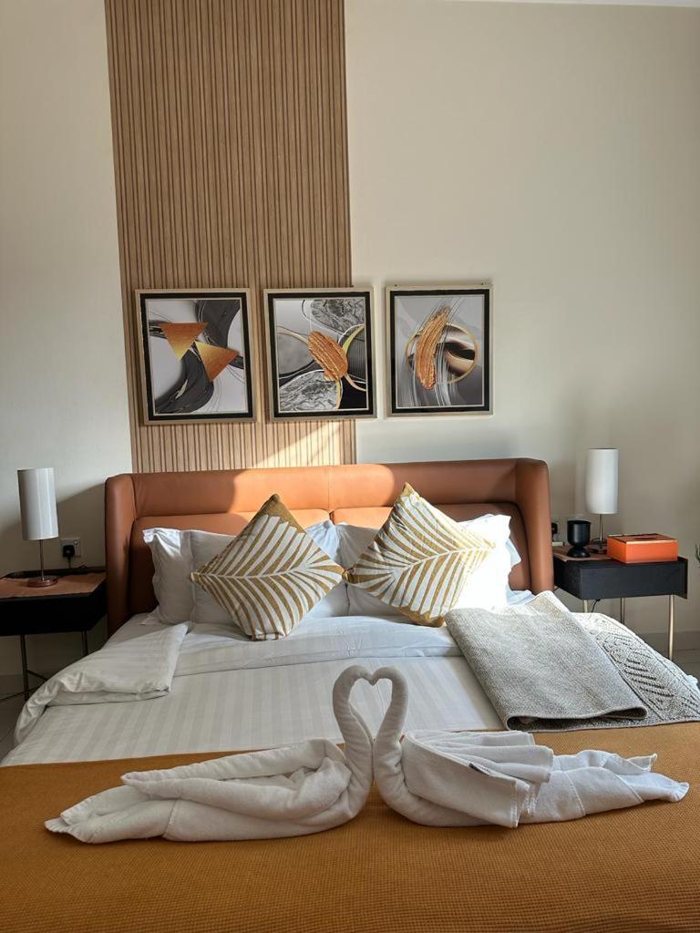 Lovely 1-Bedroom Apartment In The Heart Of Dubai Marina Екстериор снимка