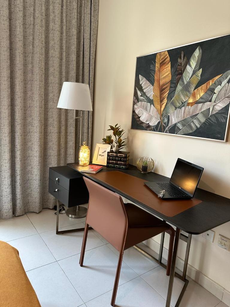 Lovely 1-Bedroom Apartment In The Heart Of Dubai Marina Екстериор снимка